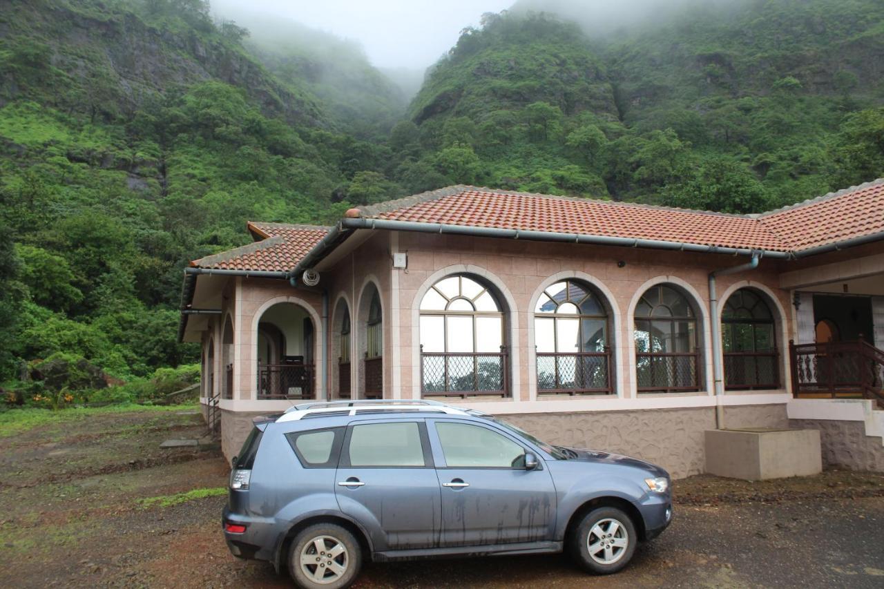 Resort Shivraj Palace *
