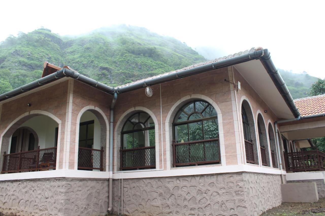 Resort Shivraj Palace Pune